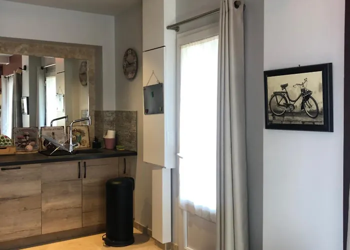 La Chapelle De Monet - Logis Jasmin Hébergement de vacances *